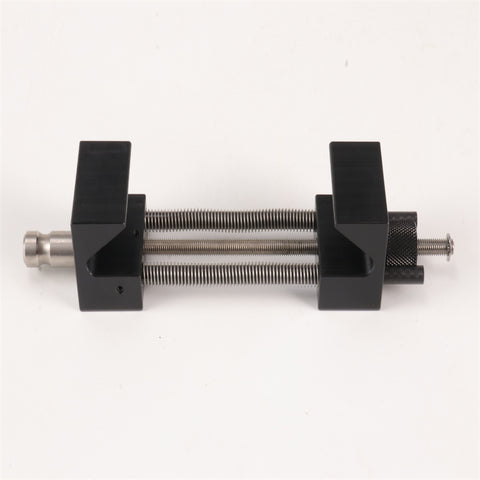 T82 Adjustable Holder